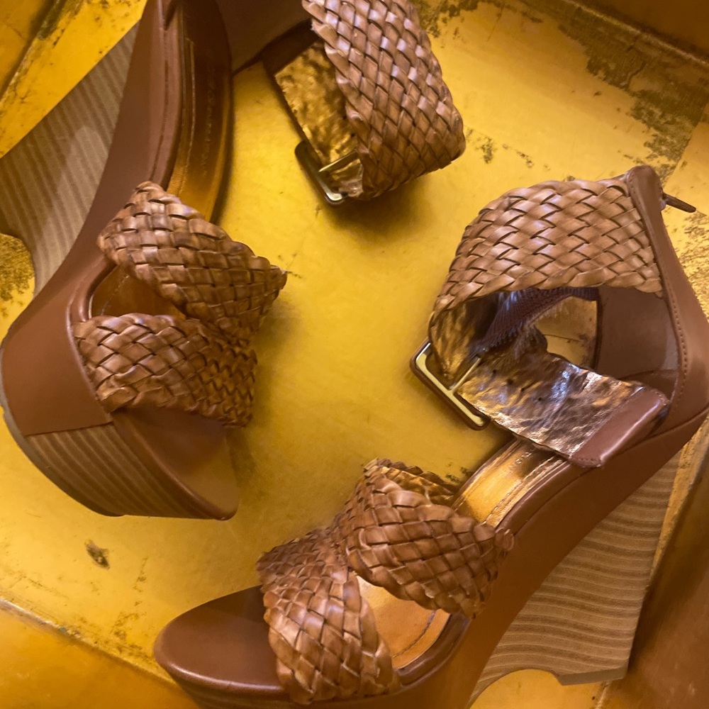 BCBGeneration Cognac Wedges